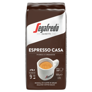 Eine Packung Espresso Casa Kaffeebohnen der Marke Segafredo.